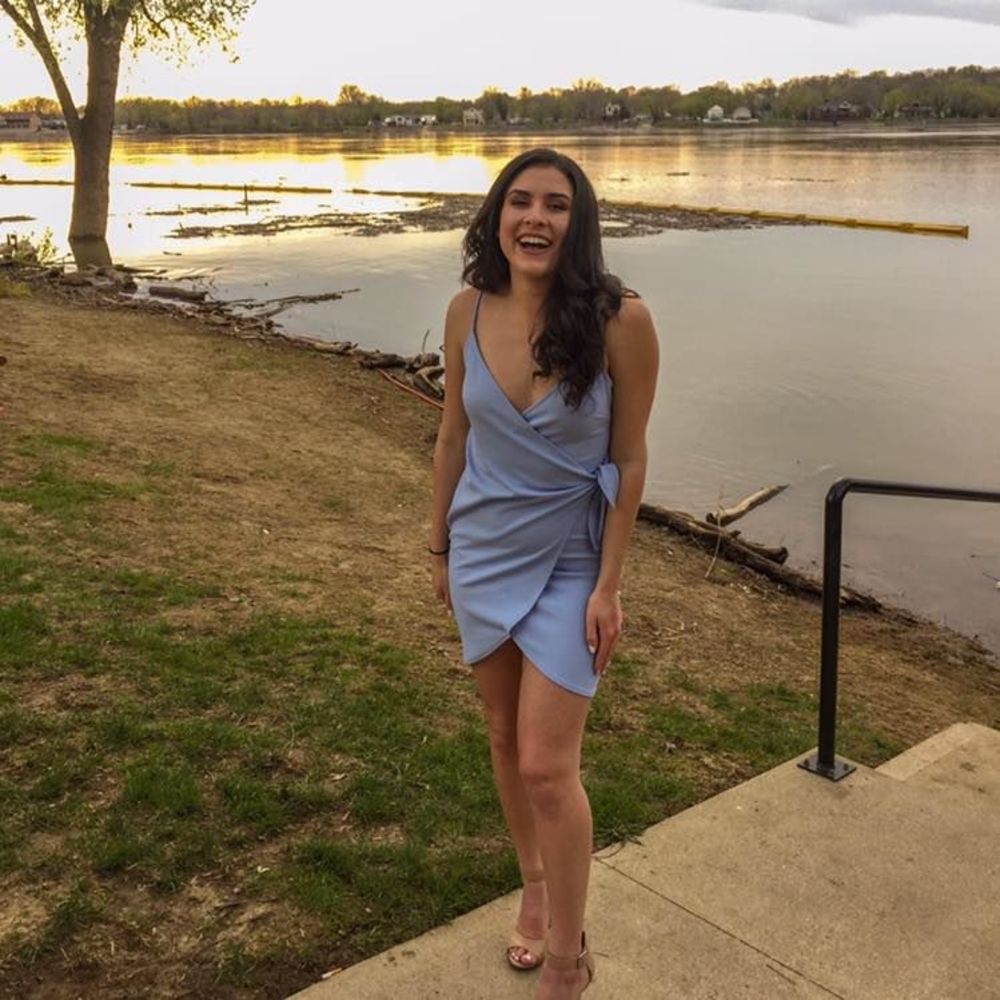 Meet your Posher, Stephanie